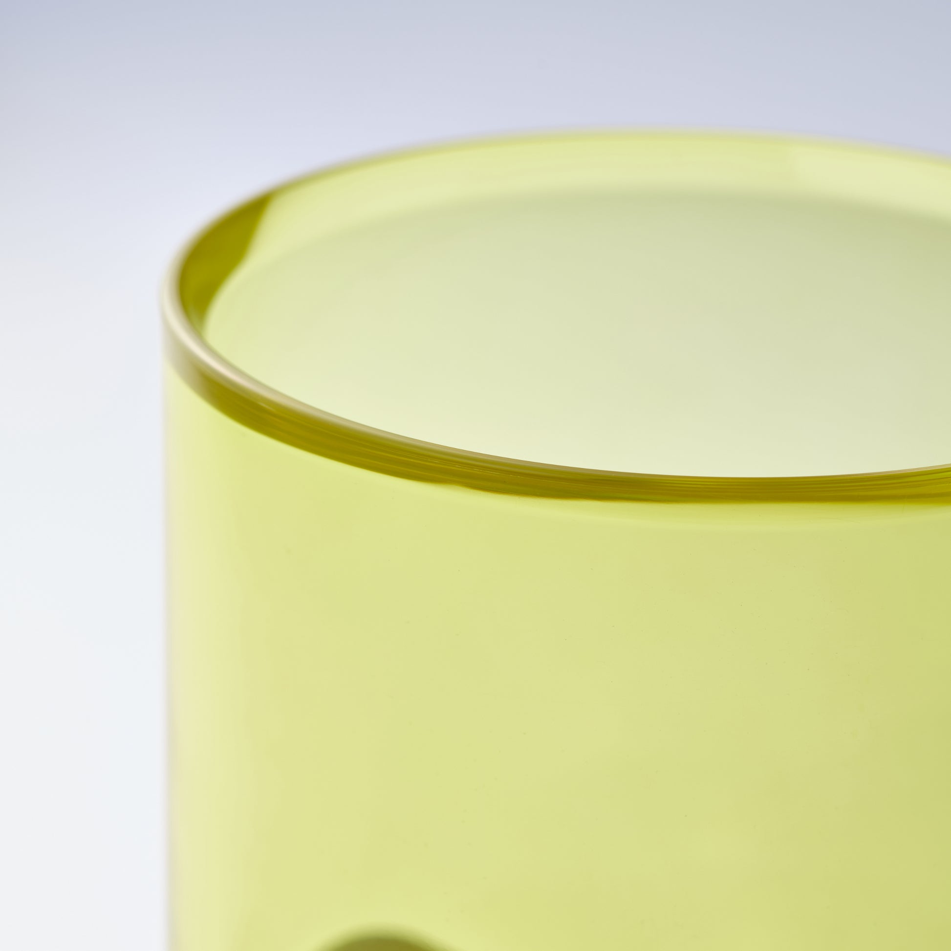 透明で黄色/SESEKI /SE-SG-C-15(色:シルバー/グロス/黄)/の樹脂上部拡大