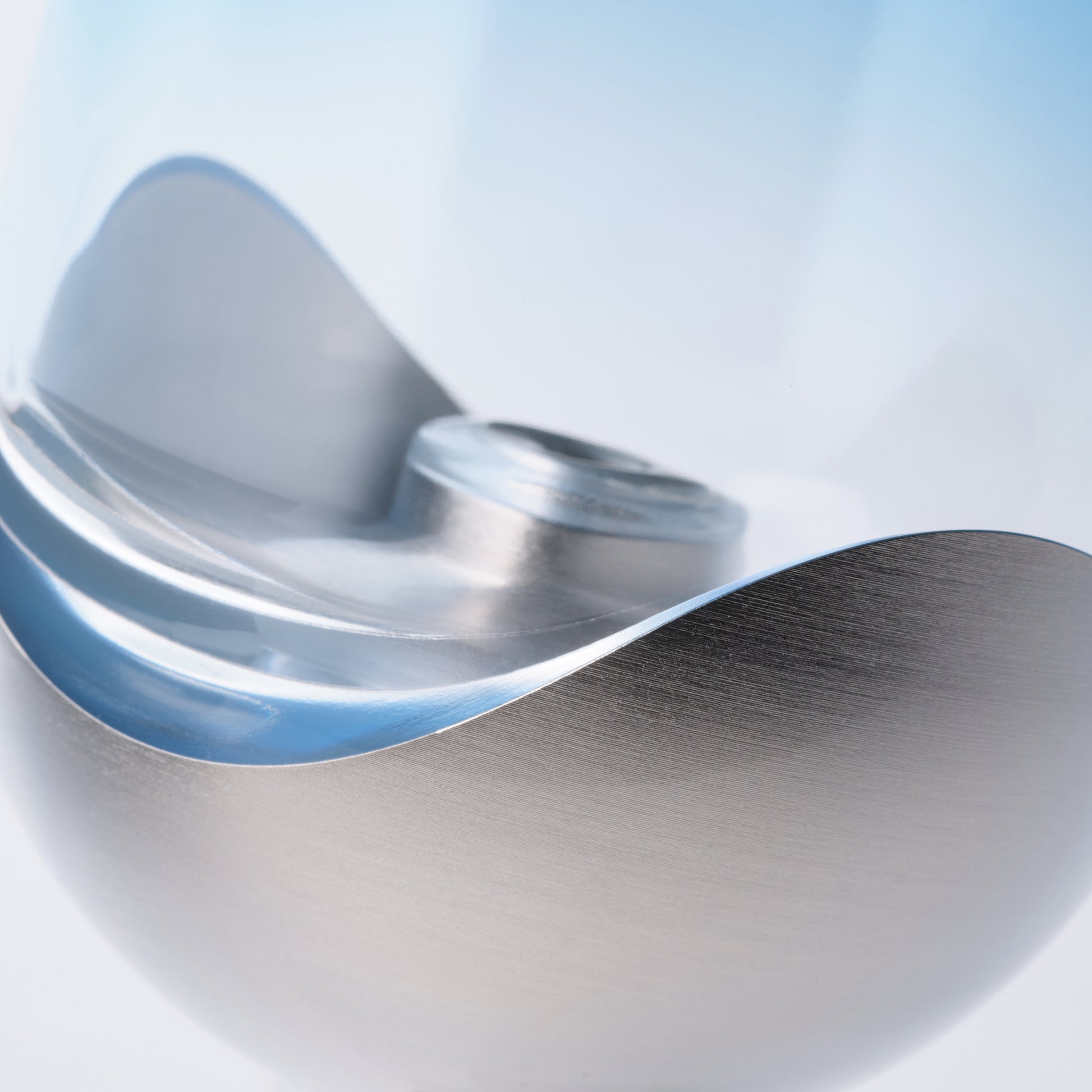 青色のグラデーション/SESEKI /SE-SG-G-16(色:シルバー/グロス/青グラデ)/鋳鉄部拡大