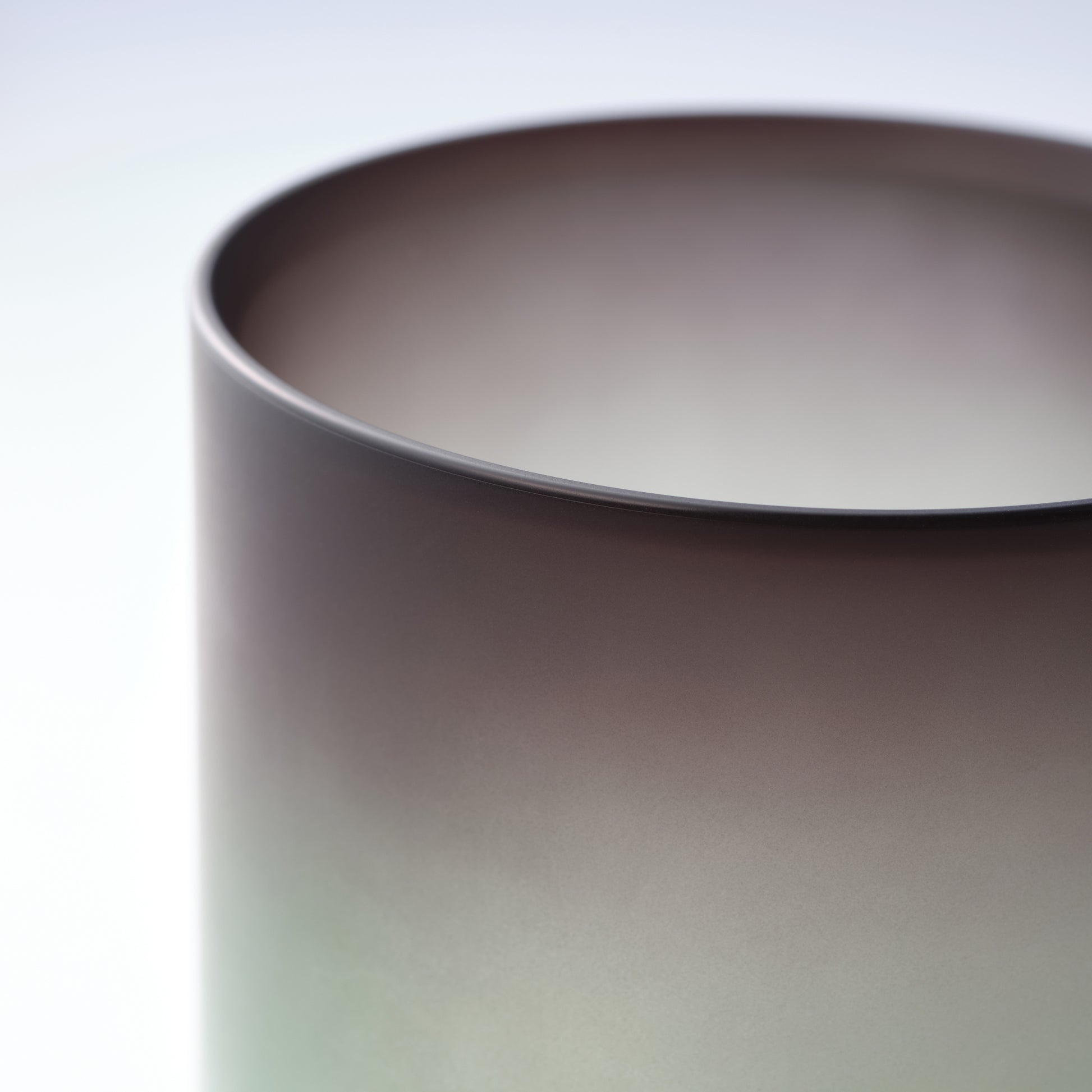 緑色のグラデーション(艶消し)/樹脂上部拡大/SESEKI /SE-SM-G-19(色:シルバー/マット/緑グラデ)/