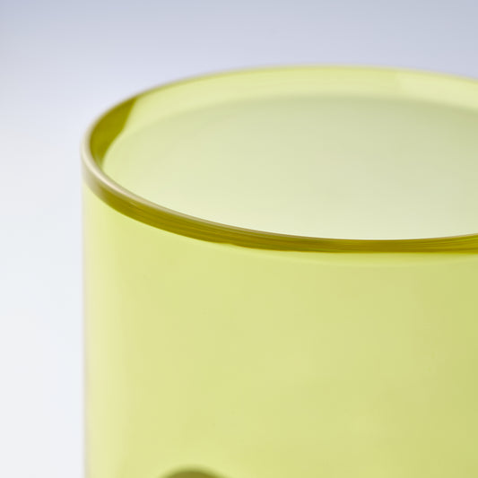 透明で黄色／SESEKI ／SE-SG-C-15（色：シルバー／グロス／黄）／の樹脂上部拡大